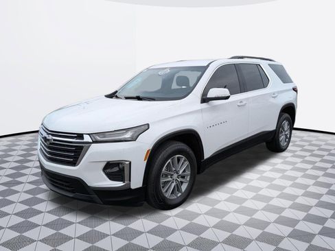 Used 2023 Chevrolet Traverse LT w/ Rear Camera Mirror Package AWD/4WD image 1
