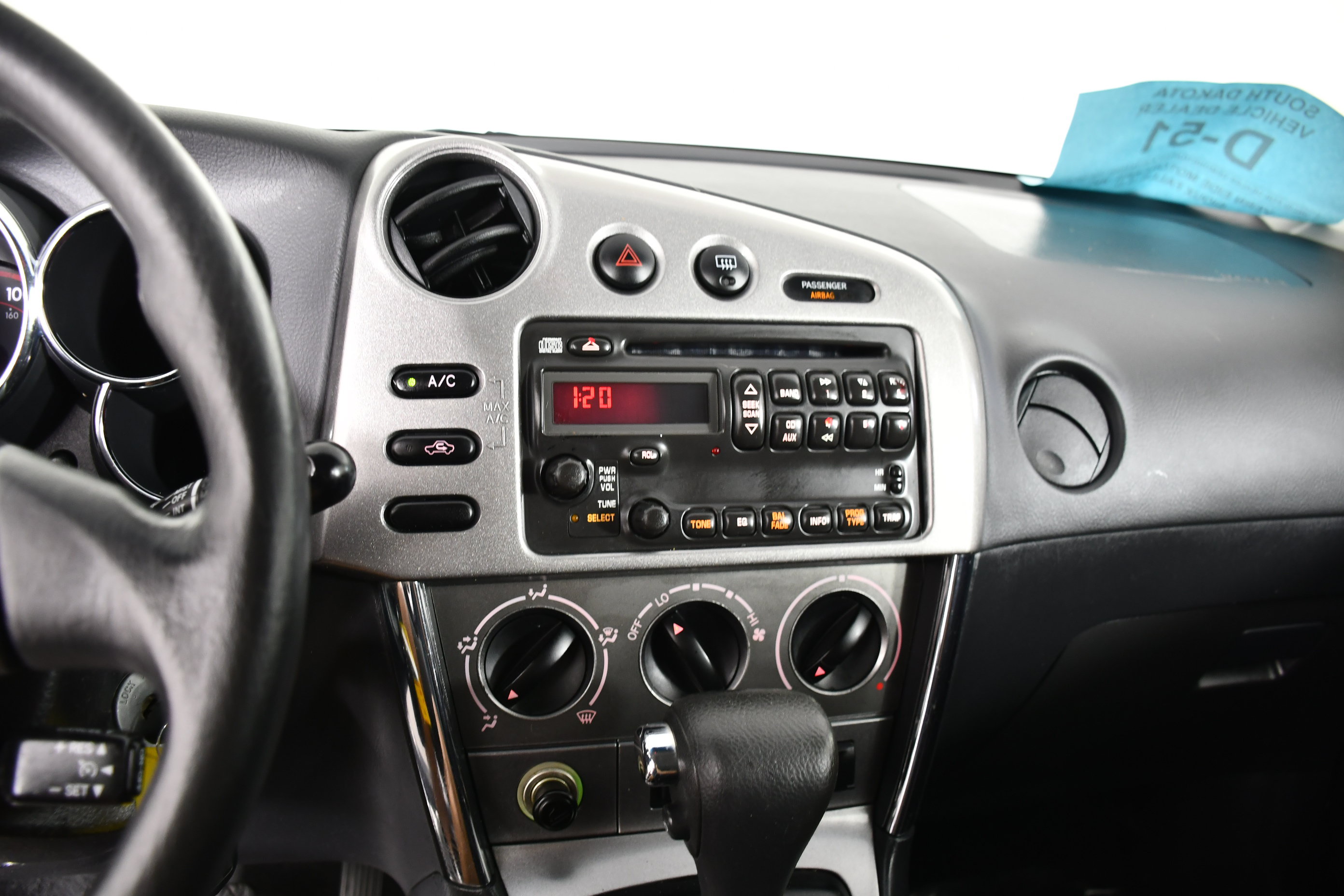 Used 2005 Pontiac Vibe w/ Power Group Value Package FWD image 23