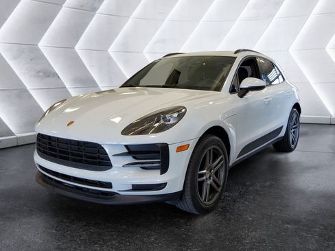 Used 2021 Porsche Macan AWD/4WD image 3