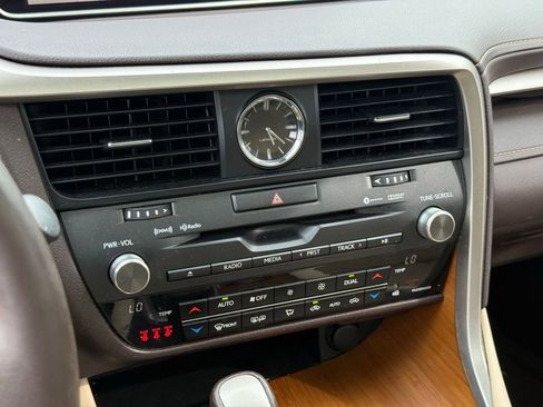 Used 2019 Lexus RX 350 FWD w/ Navigation Package image 38