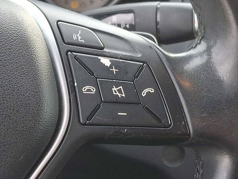 Used 2014 Mercedes-Benz E 350 Cabriolet image 19