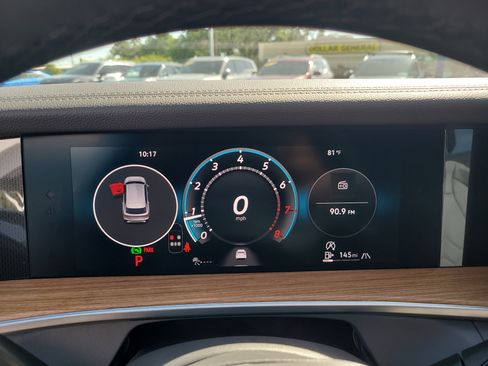 New 2026 Volkswagen Tiguan SEL R-Line AWD/4WD image 29