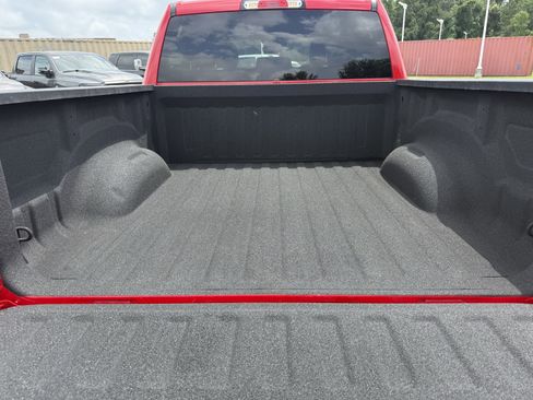Used 2024 RAM 1500 Laramie RWD image 30