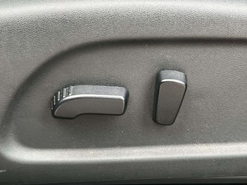 Used 2020 Nissan Pathfinder SV w/ Rock Creek Edition image 20