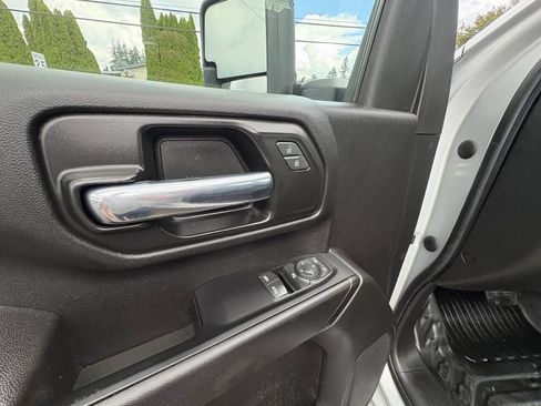 Used 2022 Chevrolet Silverado 2500 W/T w/ WT Fleet Convenience Package AWD/4WD image 9