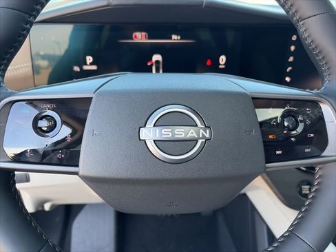 New 2026 Nissan Murano Platinum image 13