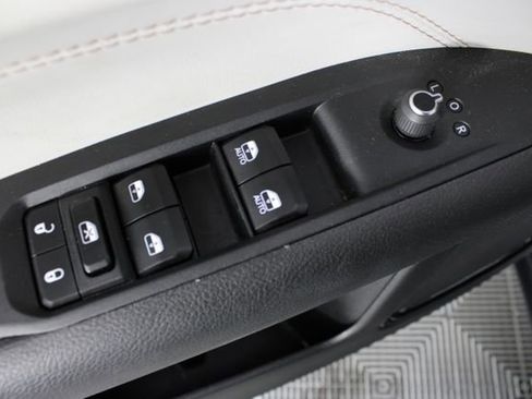 Used 2024 Jeep Compass Limited AWD/4WD image 14