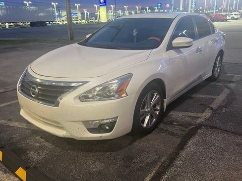 Used 2013 Nissan Altima 2.5 SV w/ 2.5SV Convenience Pkg FWD image 1