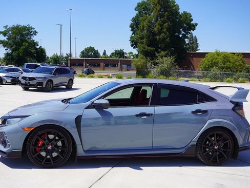 Used 2019 Honda Civic Type R image 3