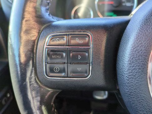 Used 2016 Jeep Wrangler Sahara w/ Connectivity Group image 23