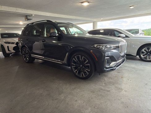 Used 2022 BMW X7 xDrive40i w/ Executive Package AWD/4WD image 5