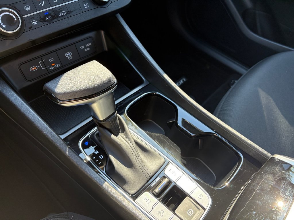 Used 2026 Hyundai Tucson SE AWD/4WD image 17