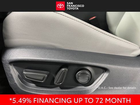 Certified 2025 Toyota Camry SE FWD image 12