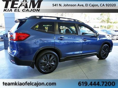 Used 2022 Subaru Ascent Onyx Edition image 8