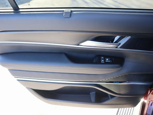 New 2026 Jeep Grand Wagoneer Summit w/ Premium Group III image 19