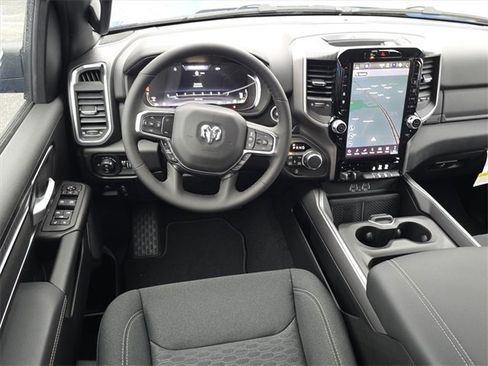 New 2026 RAM 1500 4x4 Crew Cab image 6