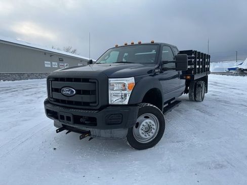 Used 2013 Ford F550 4x4 SuperCab Super Duty w/ Snow Plow Prep Pkg image 3