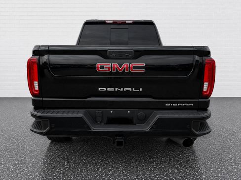 Used 2022 GMC Sierra 2500 Denali w/ Denali Ultimate Package AWD/4WD image 3