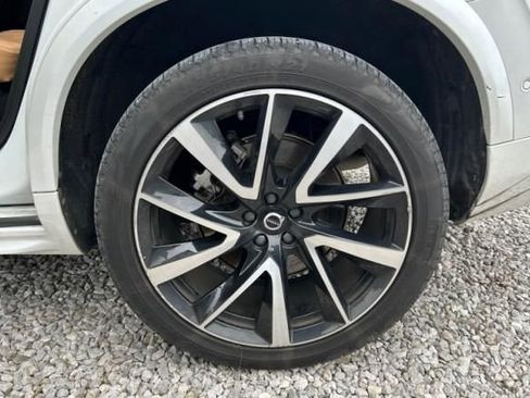 Used 2024 Volvo XC90 B6 Ultimate AWD/4WD image 9