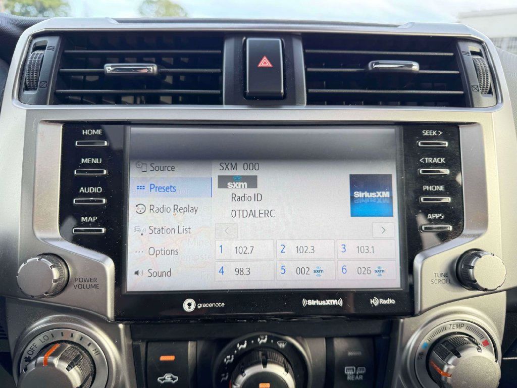 Used 2023 Toyota 4Runner SR5 Premium w/ Moonroof Package AWD/4WD image 29