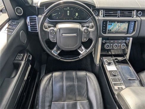 Used 2016 Land Rover Range Rover HSE image 9