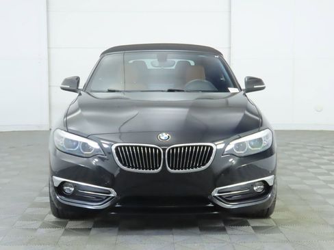 Used 2018 BMW 230i Convertible image 10