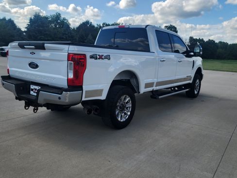 Used 2017 Ford F250 Lariat w/ Chrome Package AWD/4WD image 5