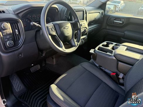Certified 2022 Chevrolet Silverado 1500 Custom Trail Boss w/ LPO, Dark Essentials Package AWD/4WD image 13