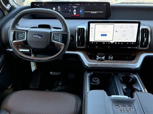 New 2025 Ford Expedition King Ranch image 33