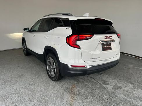 Used 2020 GMC Terrain SLT w/ Preferred Package AWD/4WD image 4