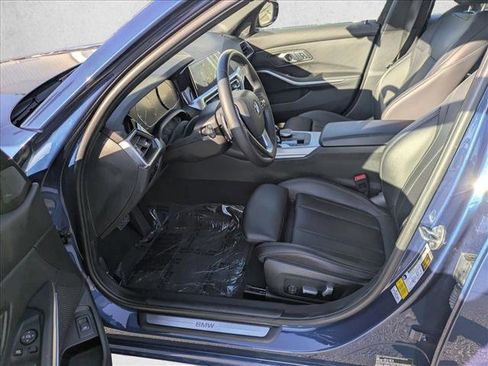 Used 2022 BMW 330i Sedan w/ Convenience Package image 17