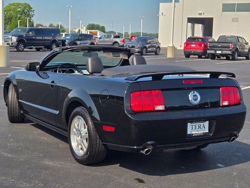 Used 2008 Ford Mustang GT Premium RWD image 32