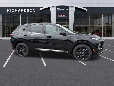 Used 2025 Buick Envision Sport Touring AWD/4WD image 9