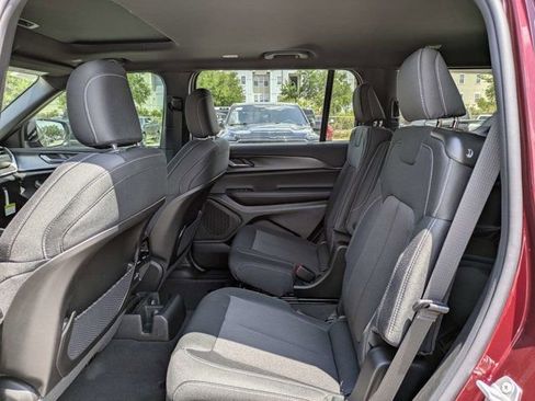 New 2026 Jeep Grand Cherokee L 2WD image 14