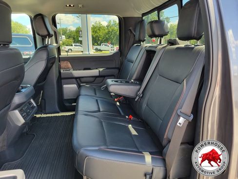 Certified 2023 Ford F250 Lariat w/ Lariat Ultimate Package AWD/4WD image 15