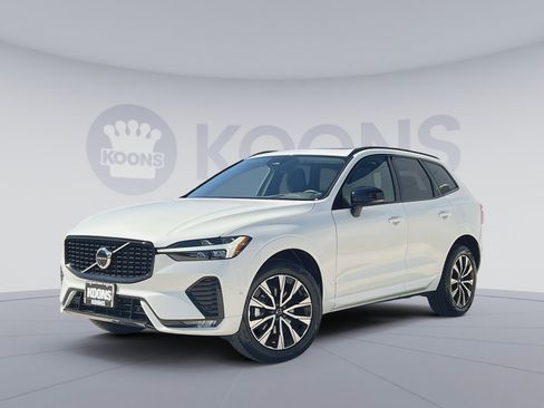 Certified 2025 Volvo XC60 B5 Plus image 1