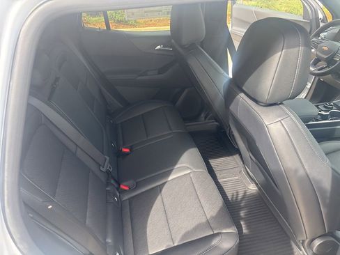 New 2026 Chevrolet Equinox LT w/ Convenience Package II image 32