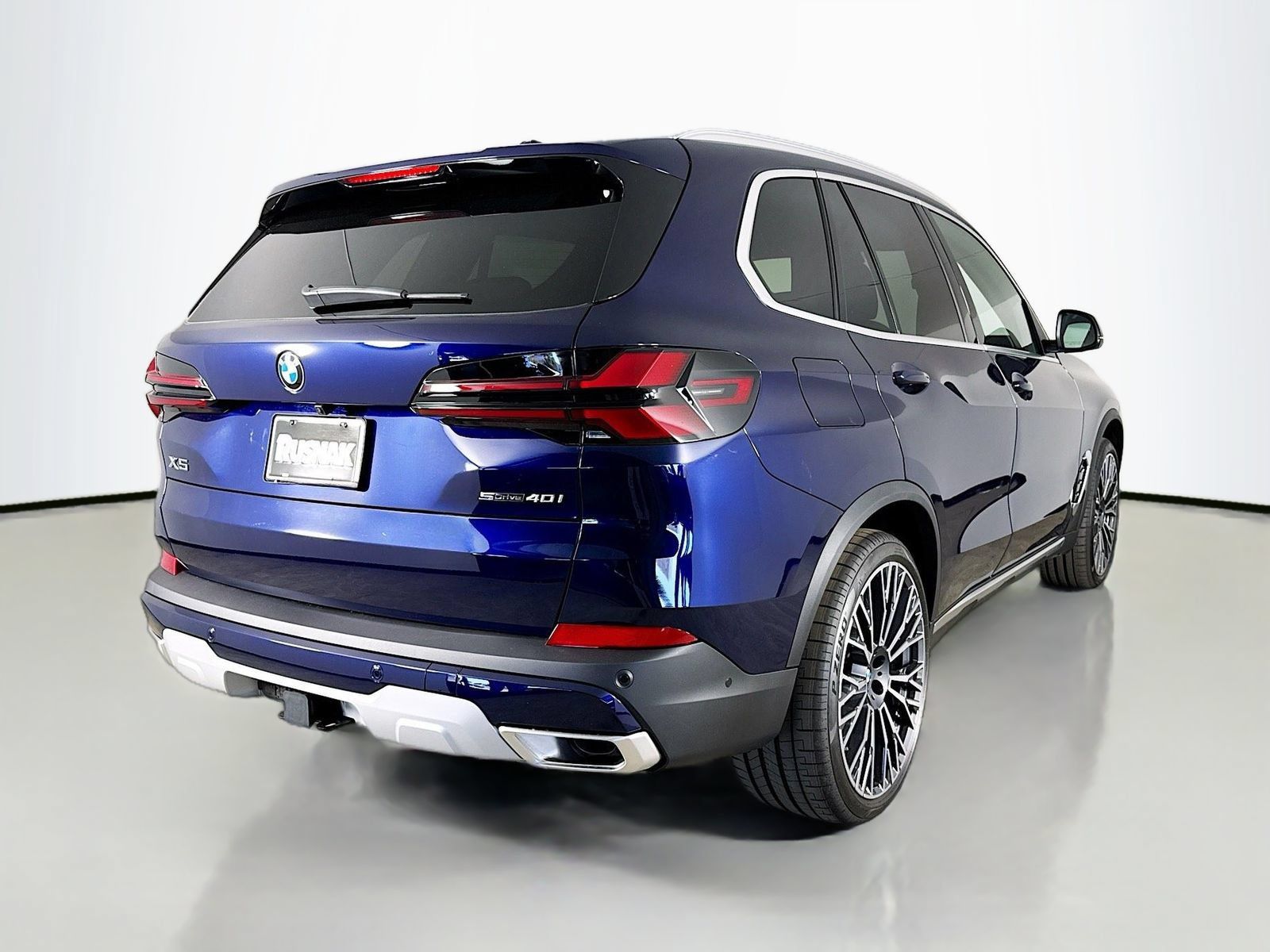 Used 2026 BMW X5 sDrive40i w/ Premium Package RWD image 7