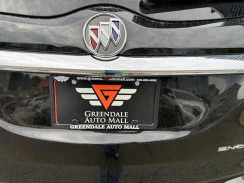 Used 2019 Buick Enclave Essence AWD/4WD image 36