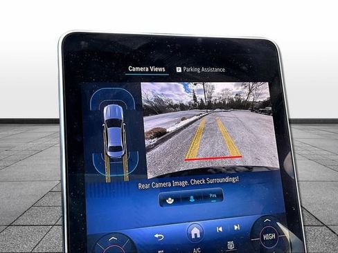 Used 2024 Mercedes-Benz C 300 4MATIC Sedan image 15