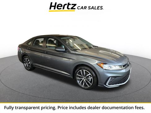 Used 2025 Volkswagen Jetta SE FWD image 1