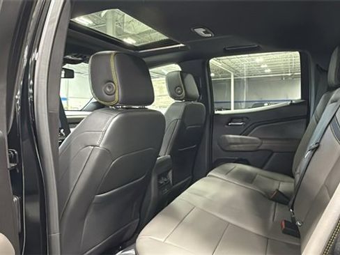 New 2026 Chevrolet Colorado ZR2 w/ Technology Package image 13