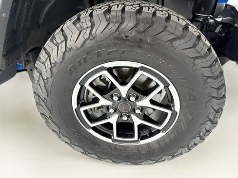 Used 2024 Jeep Wrangler Unlimited Rubicon AWD/4WD image 30
