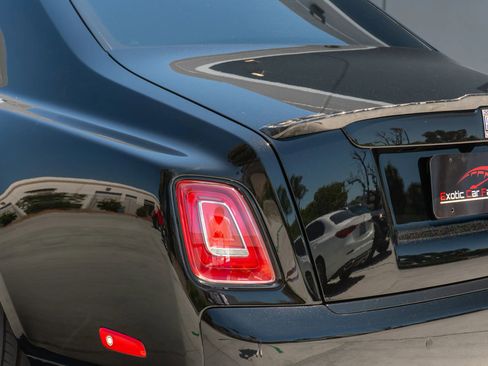Used 2024 Rolls-Royce Phantom Sedan w/ The Phantom Package RWD image 52