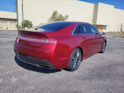 Used 2017 Lincoln MKZ Select image 6