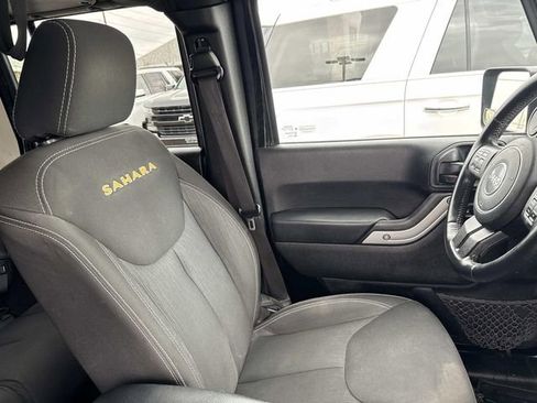 Used 2015 Jeep Wrangler Unlimited Sahara w/ Dual Top Group image 13