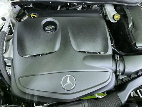 Used 2016 Mercedes-Benz CLA 250 image 29