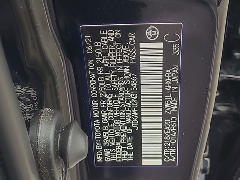 Certified 2022 Toyota Prius XLE w/ Premium Convenience Package image 32