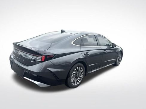 Used 2024 Hyundai Sonata SEL FWD image 5