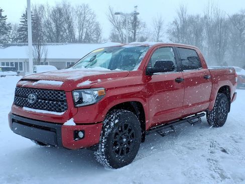 Used 2021 Toyota Tundra SR5 image 3
